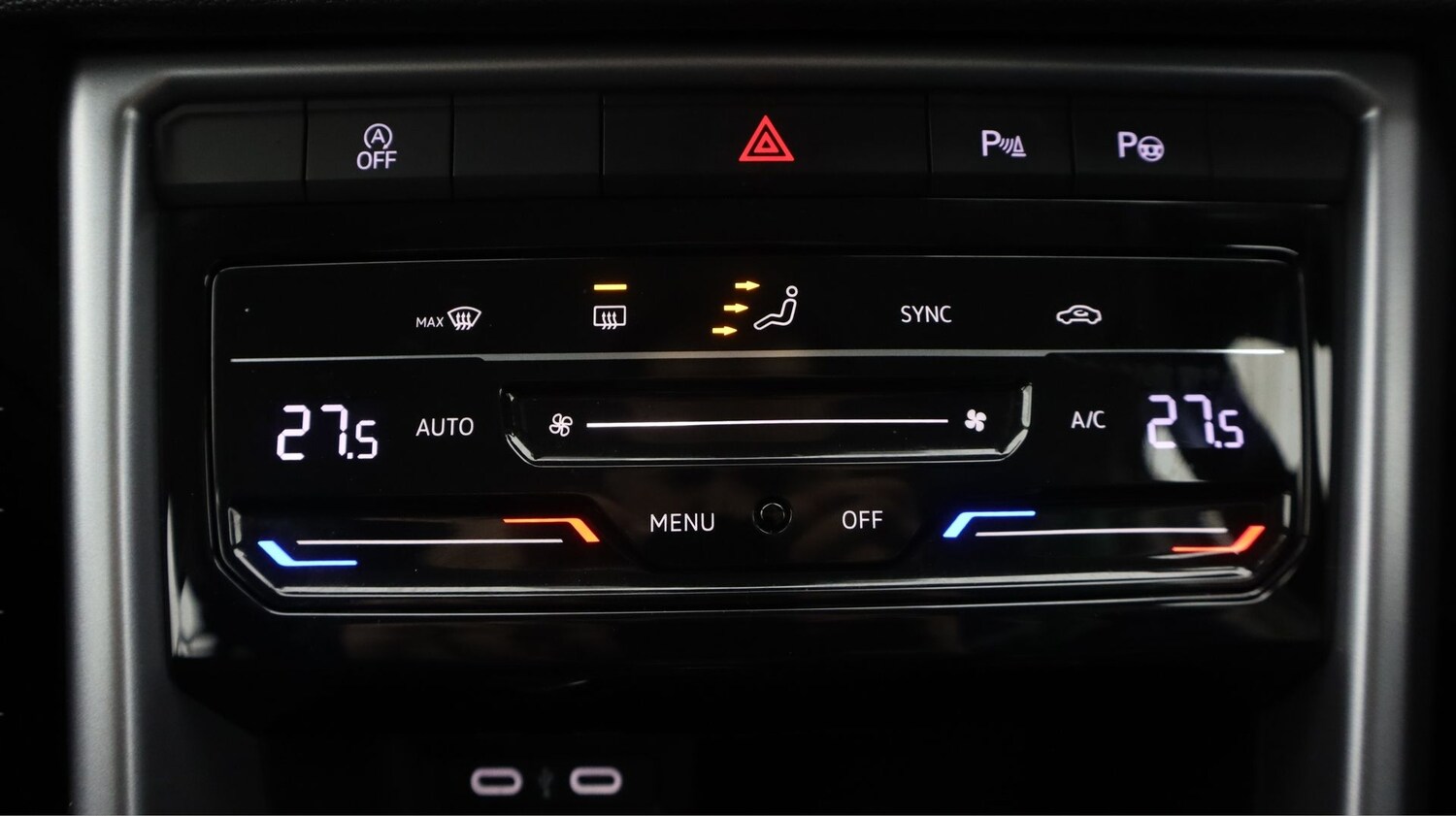 Used Volkswagen T-Roc 2024 for sale - 77204022: Photo 12