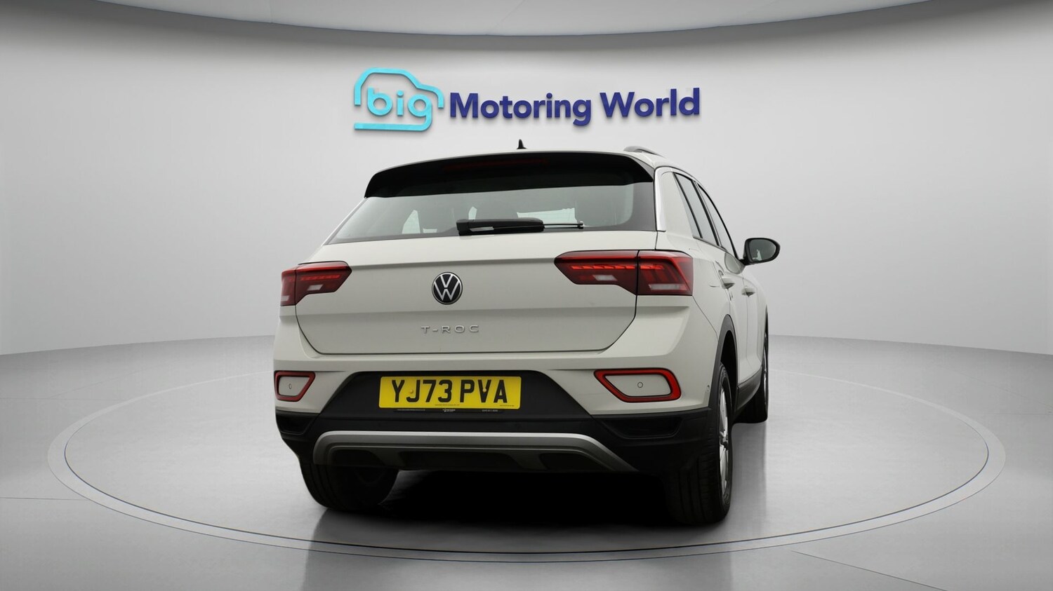 Used Volkswagen T-Roc 2024 for sale - 77204022: Photo 6