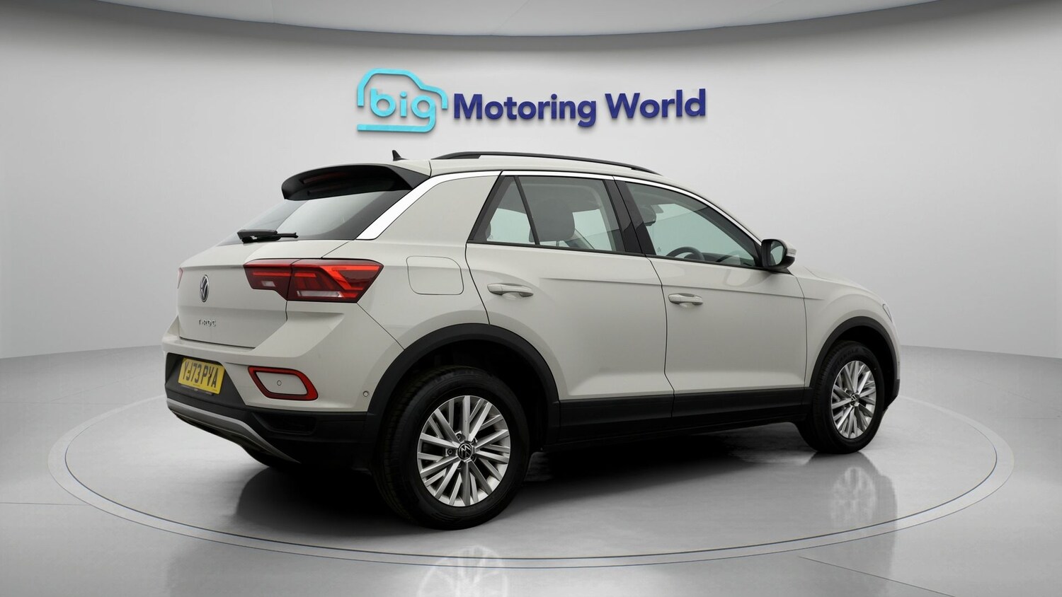 Used Volkswagen T-Roc 2024 for sale - 77204022: Photo 7