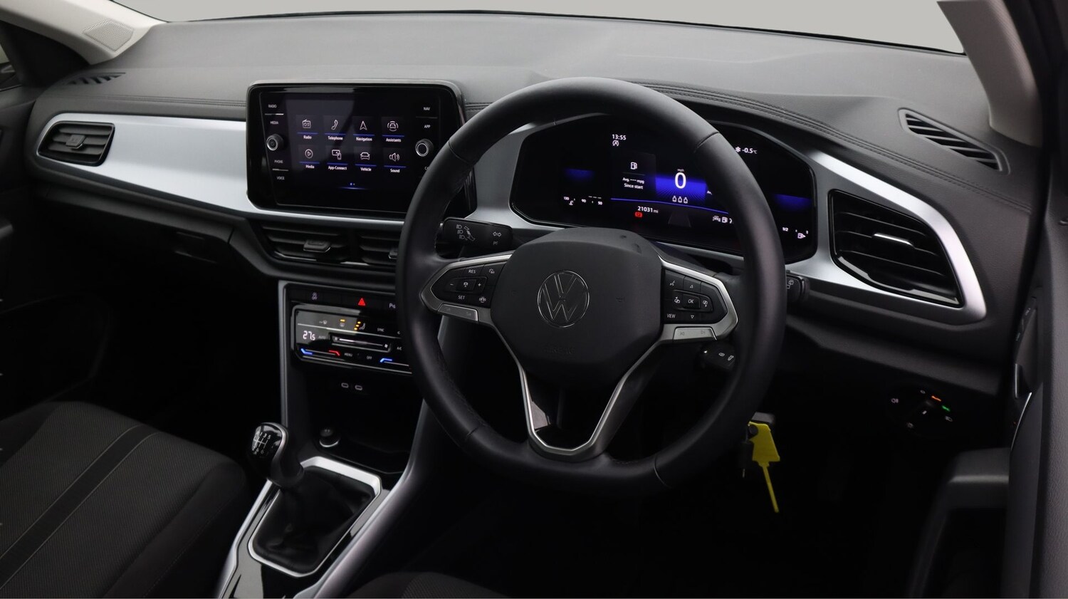 Used Volkswagen T-Roc 2024 for sale - 77204022: Photo 9