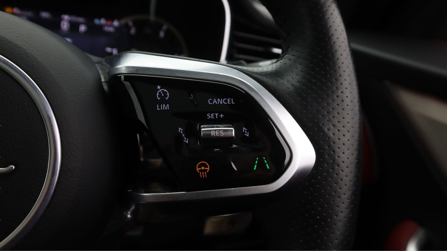 Used Jaguar F-Pace 2023 for sale - 78202191: Photo 22