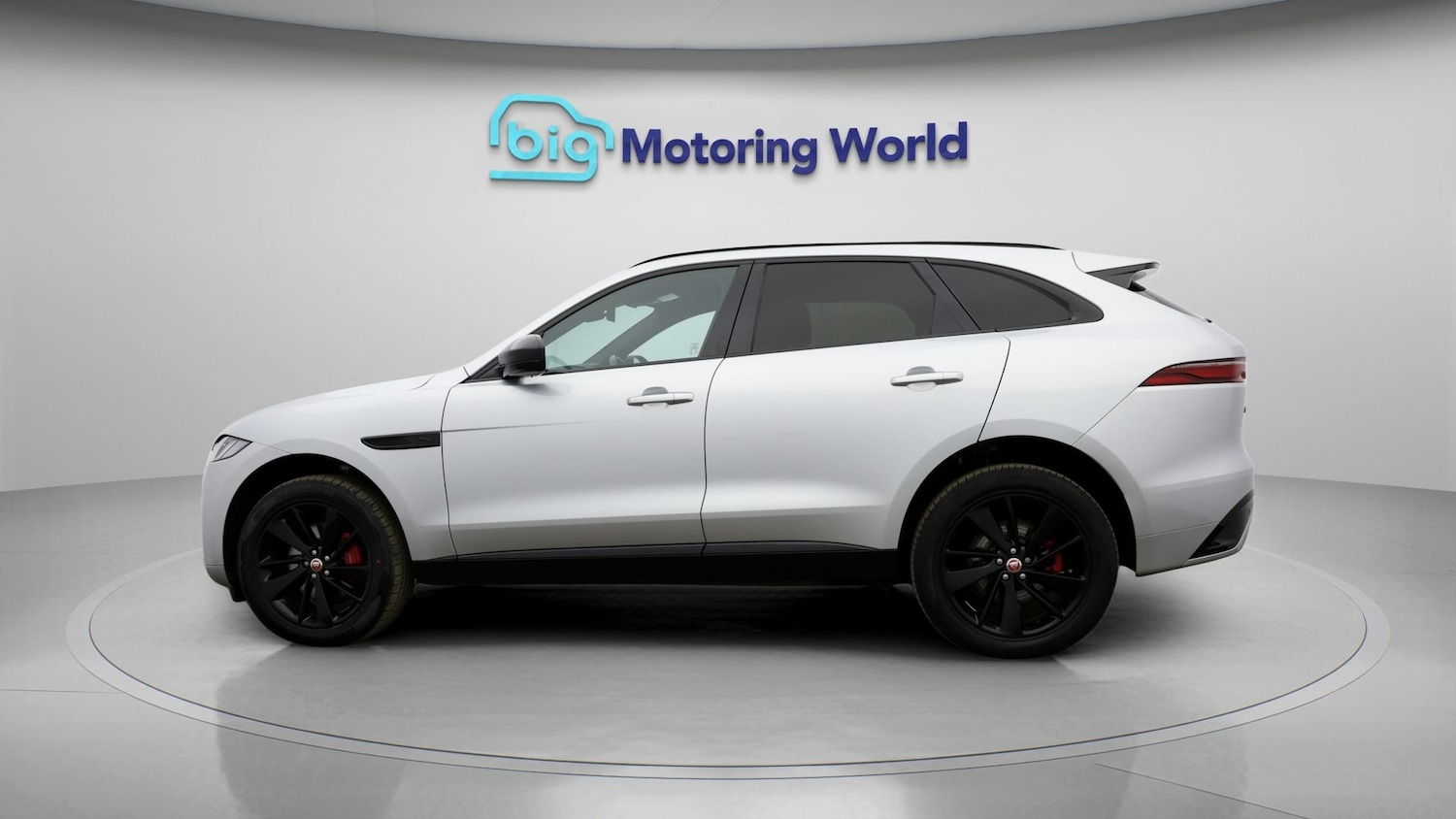 Used Jaguar F-Pace 2023 for sale - 78202191: Photo 4