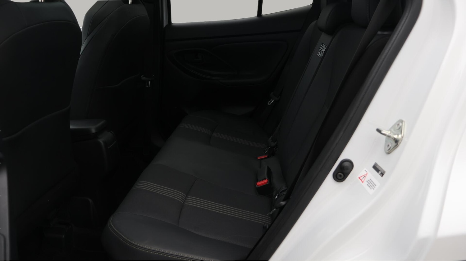 Used Toyota Yaris Cross 2022 for sale - 76620028: Photo 17