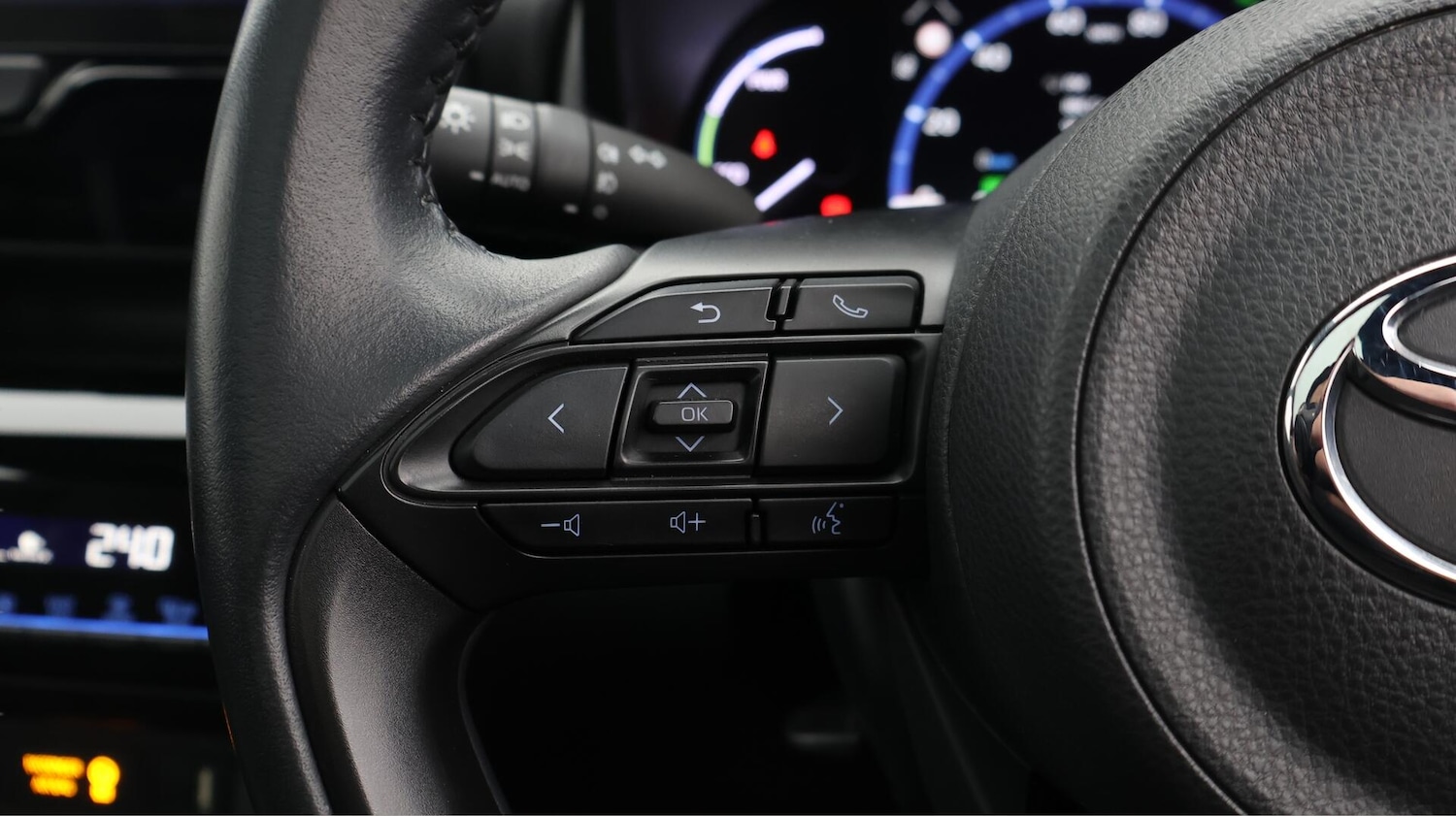 Used Toyota Yaris Cross 2022 for sale - 76620028: Photo 26