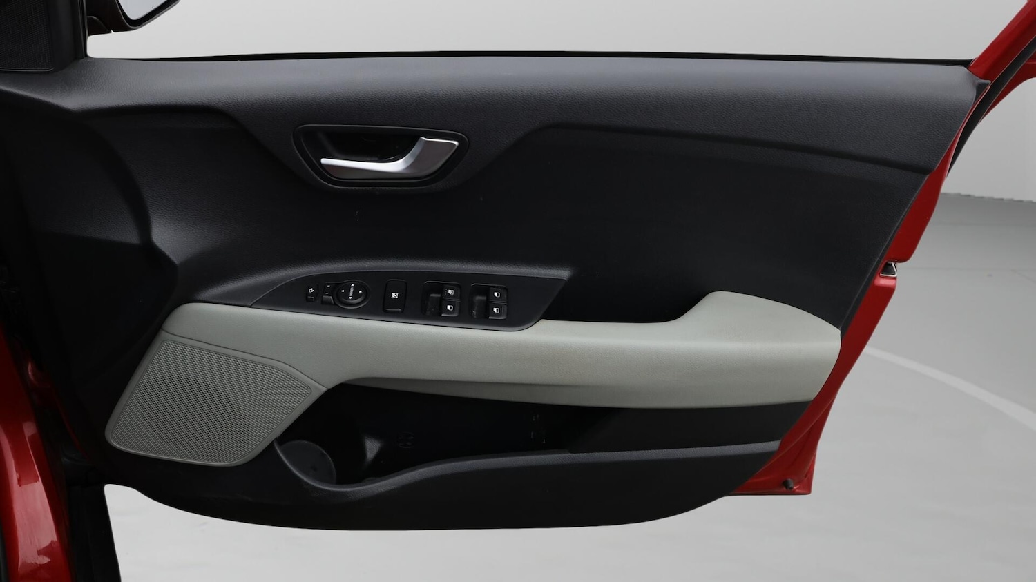 Used Kia Stonic 2021 for sale - 76597405: Photo 16