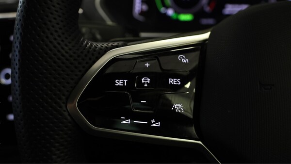 Used Volkswagen Tiguan 2023 for sale - 75310927: Photo 23