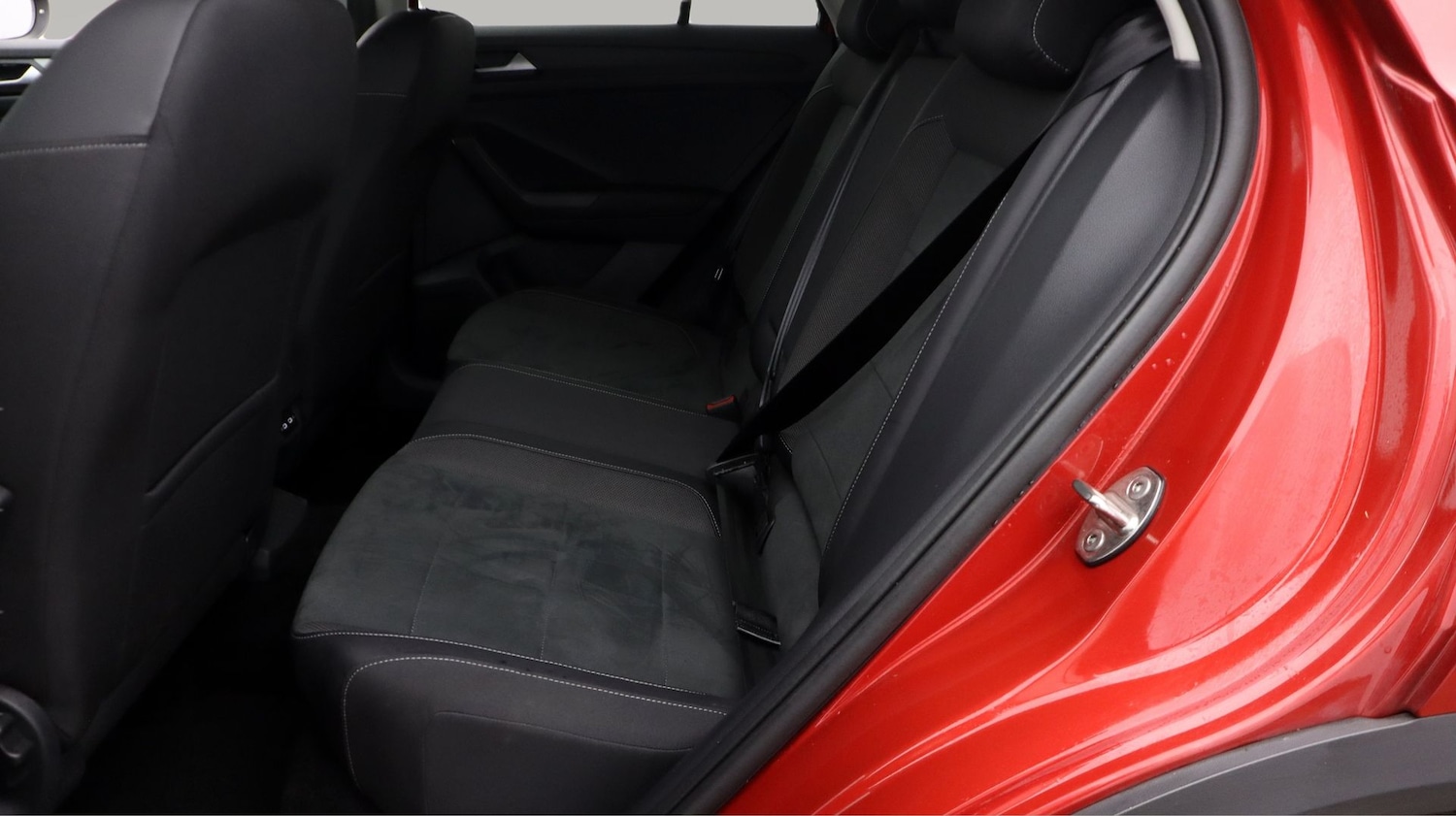 Used Volkswagen T-Roc 2023 for sale - 77656026: Photo 16