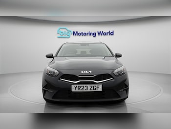 Used Kia Ceed 2023 for sale - 75769513: Photo