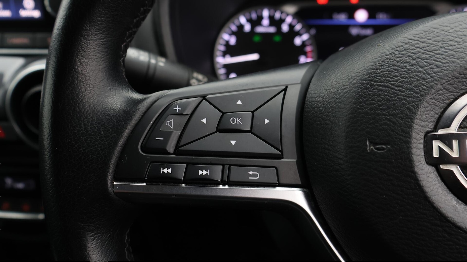 Used Nissan Juke 2024 for sale - 76801726: Photo 25