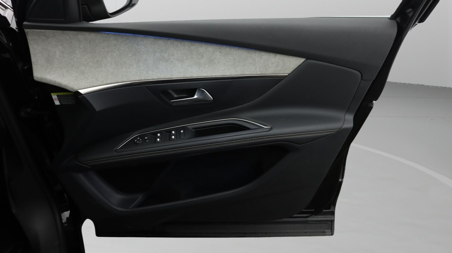 Used Peugeot 3008 2024 for sale - 77206304: Photo 15