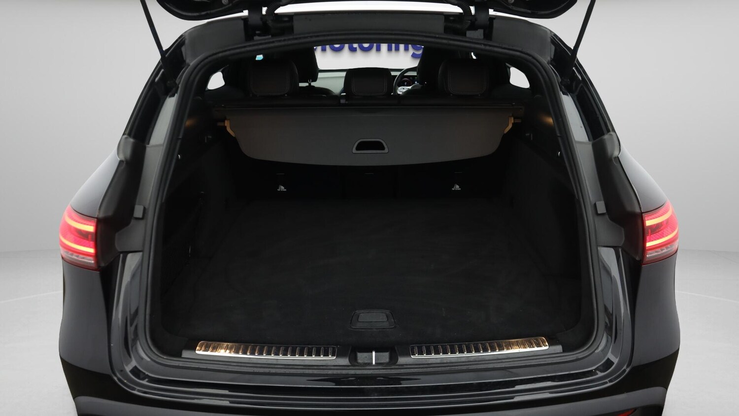 Used Mercedes-Benz EQC 2023 for sale - 76735235: Photo 18