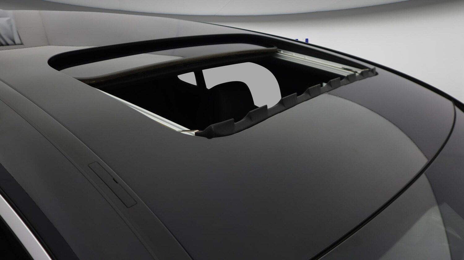 Used Mercedes-Benz EQC 2023 for sale - 76735235: Photo 21