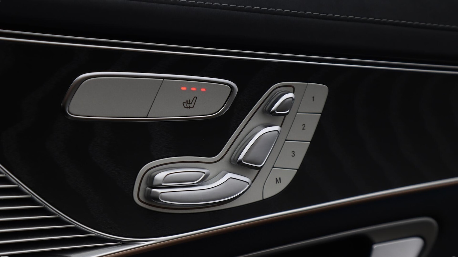 Used Mercedes-Benz EQC 2023 for sale - 76735235: Photo 24