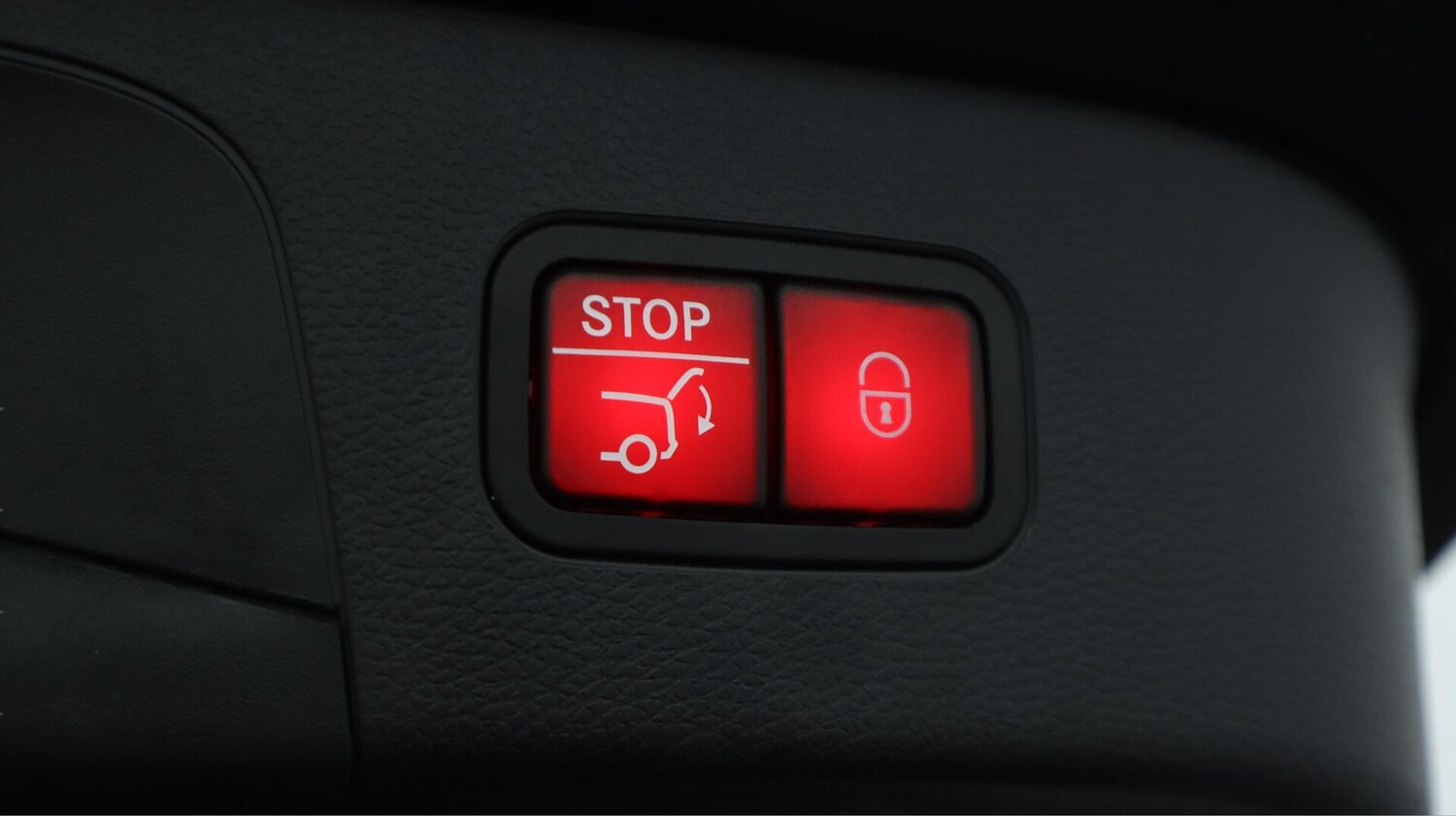 Used Mercedes-Benz EQC 2023 for sale - 76735235: Photo 25