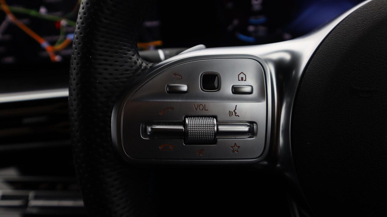 Used Mercedes-Benz EQC 2023 for sale - 76735235: Photo 26