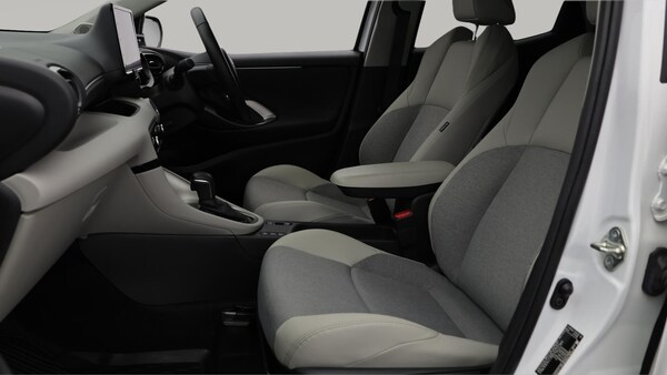 Used Toyota Yaris 2023 for sale - 75696970: Photo 15