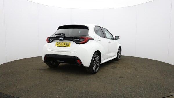 Used Toyota Yaris 2023 for sale - 75696970: Photo 63