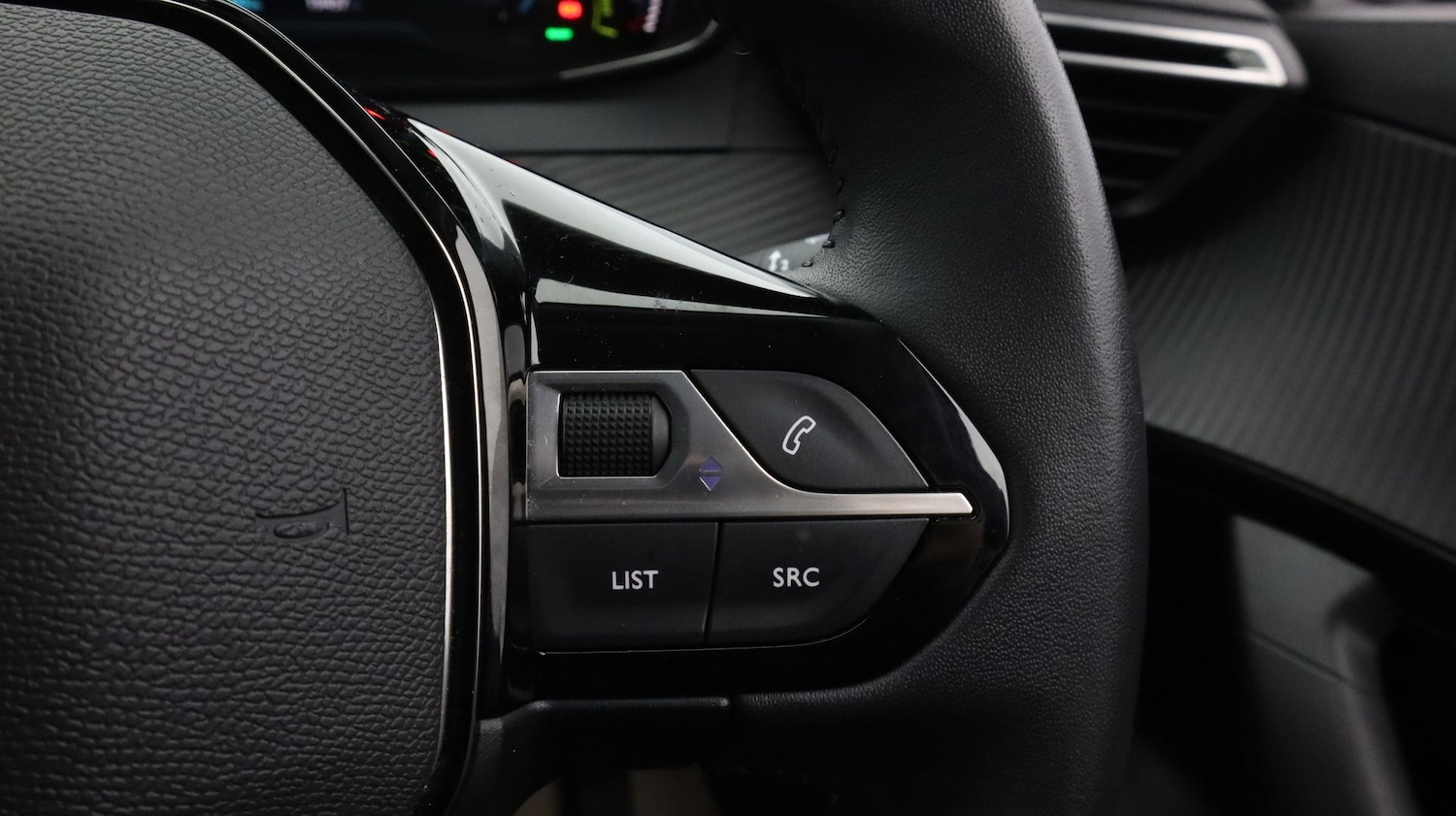 Used Peugeot 2008 2022 for sale - 77570213: Photo 24