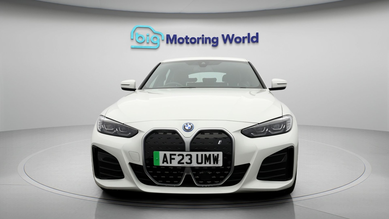 Used BMW i4 2023 for sale - 77182094: Photo 2