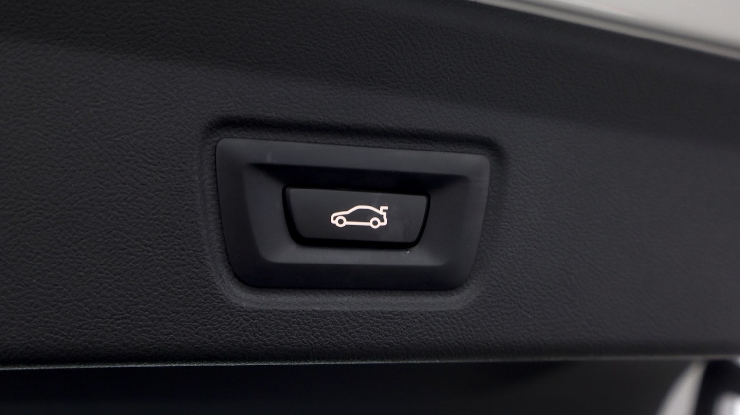 Used BMW i4 2023 for sale - 77182094: Photo 23