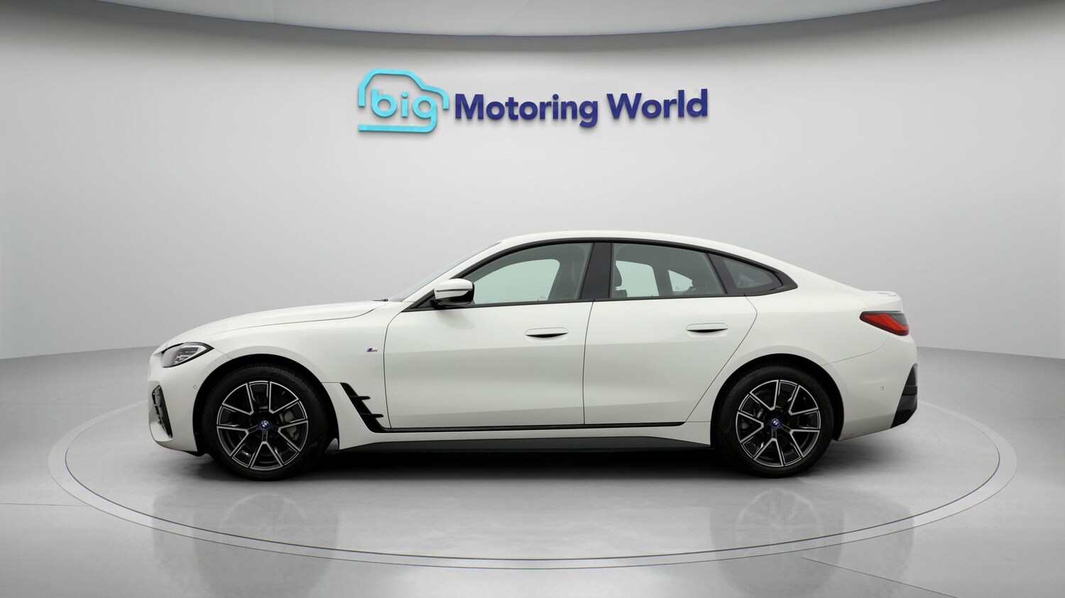 Used BMW i4 2023 for sale - 77182094: Photo 4
