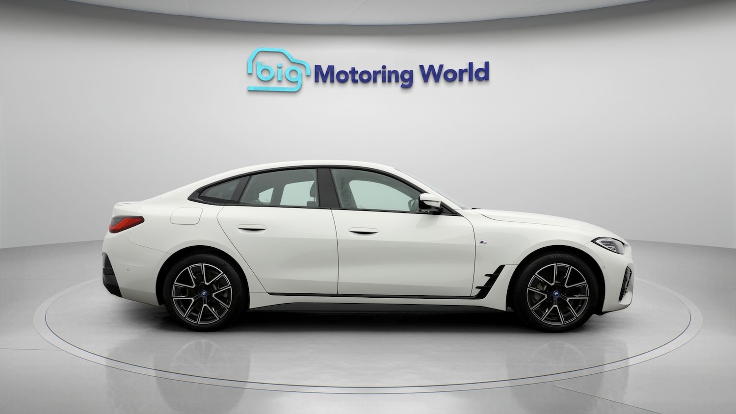 Used BMW i4 2023 for sale - 77182094: Photo 8