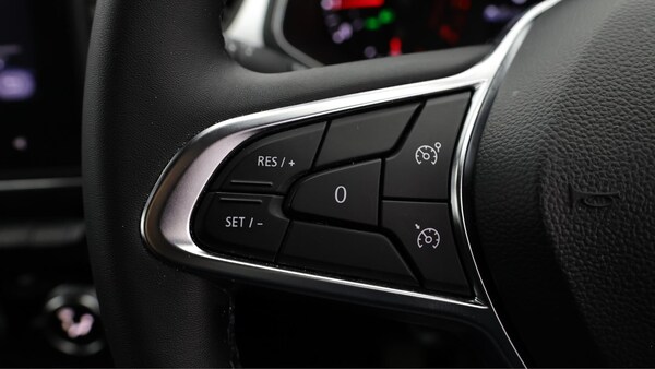 Used Renault Captur 2021 for sale - 76295821: Photo 22