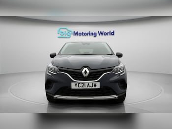Used Renault Captur 2021 for sale - 76295821: Photo