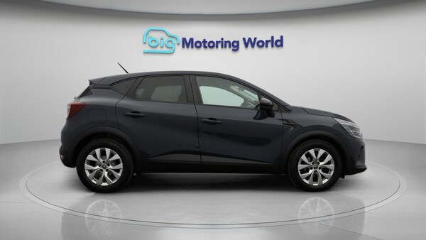 Used Renault Captur 2021 for sale - 76295821: Photo 9
