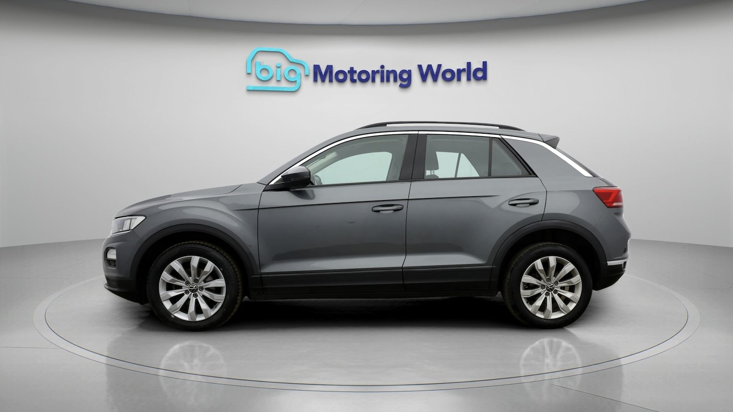Used Volkswagen T-Roc 2021 for sale - 77809232: Photo 4