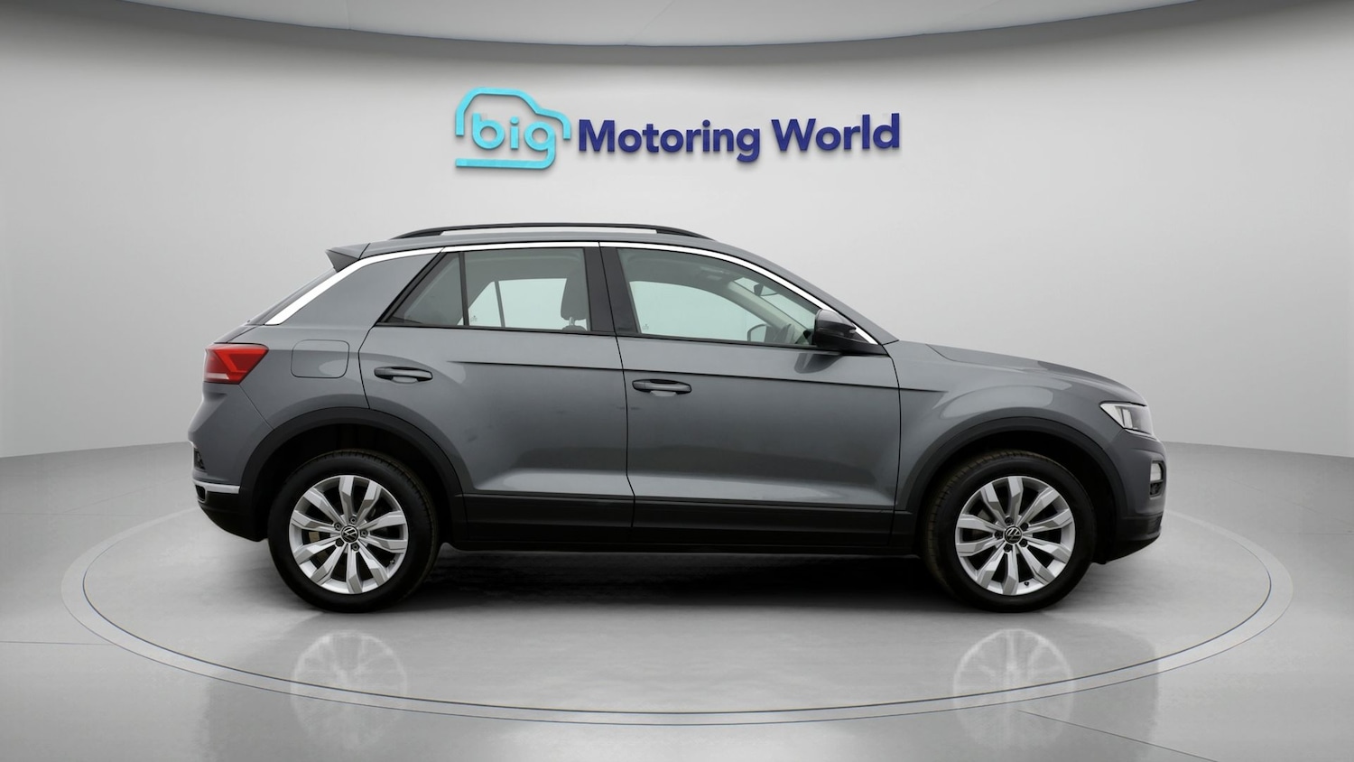 Used Volkswagen T-Roc 2021 for sale - 77809232: Photo 8