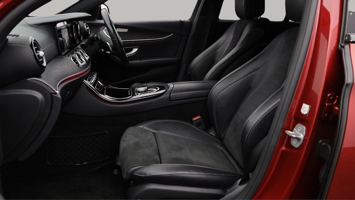 Used Mercedes-Benz E Class 2017 for sale - 76359930: Photo 15