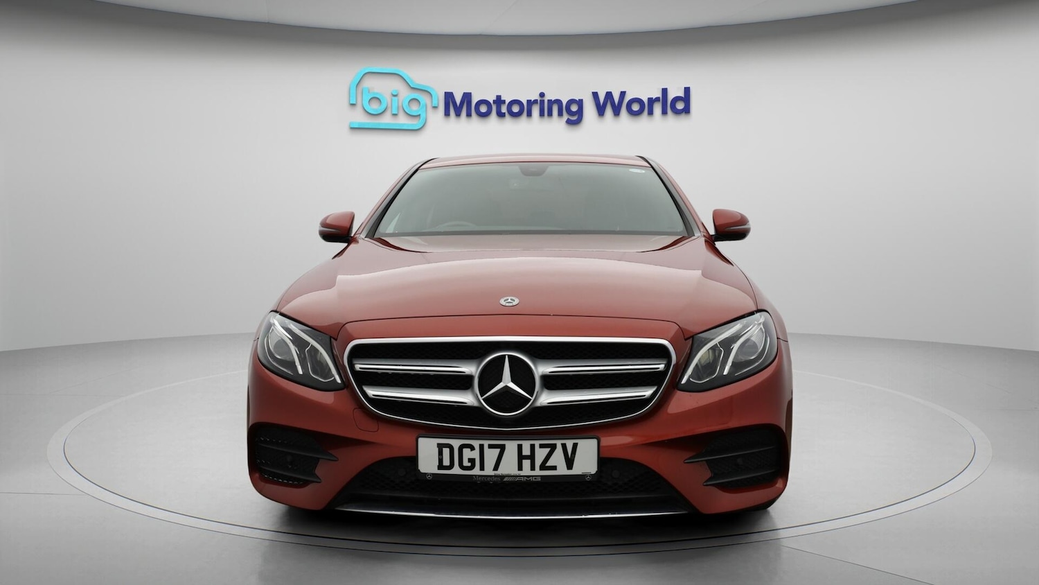 Used Mercedes-Benz E Class 2017 for sale - 76359930: Photo 3