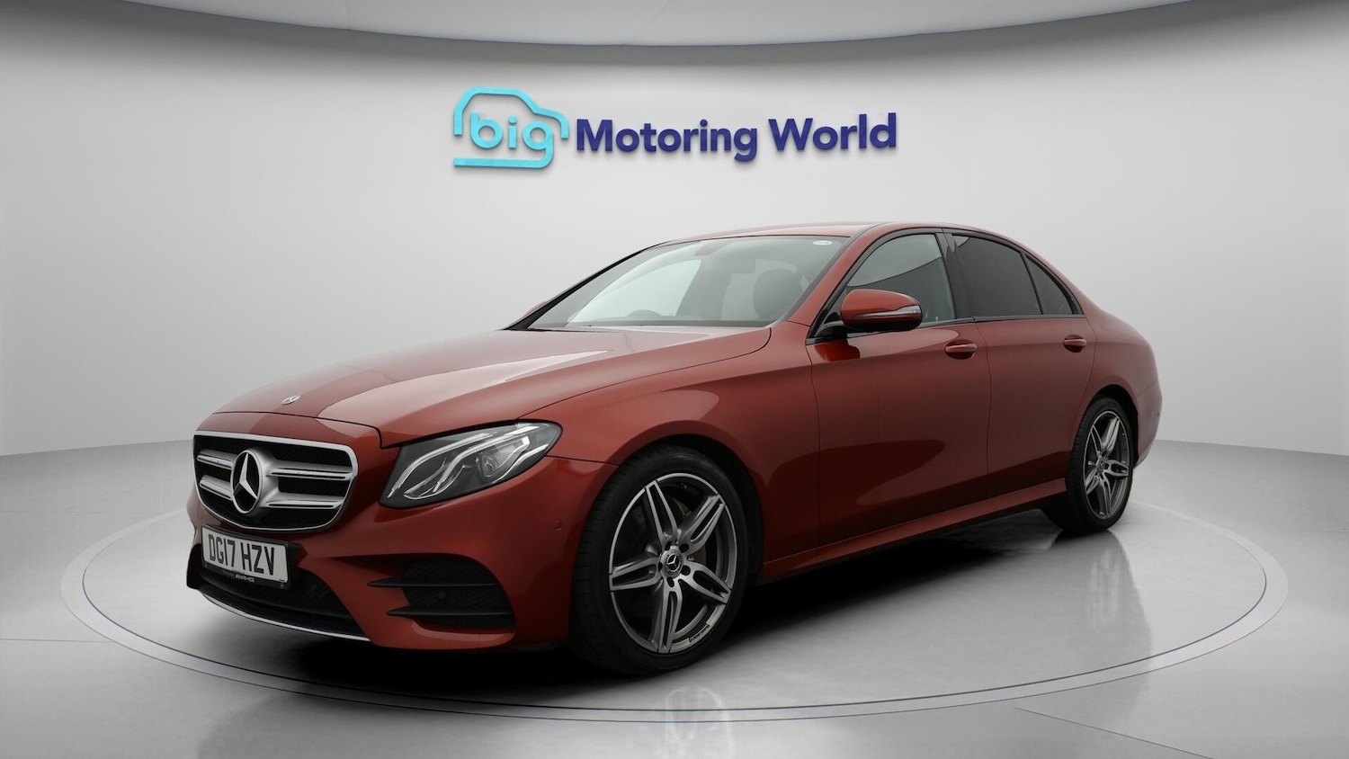 Used Mercedes-Benz E Class 2017 for sale - 76359930: Photo 4