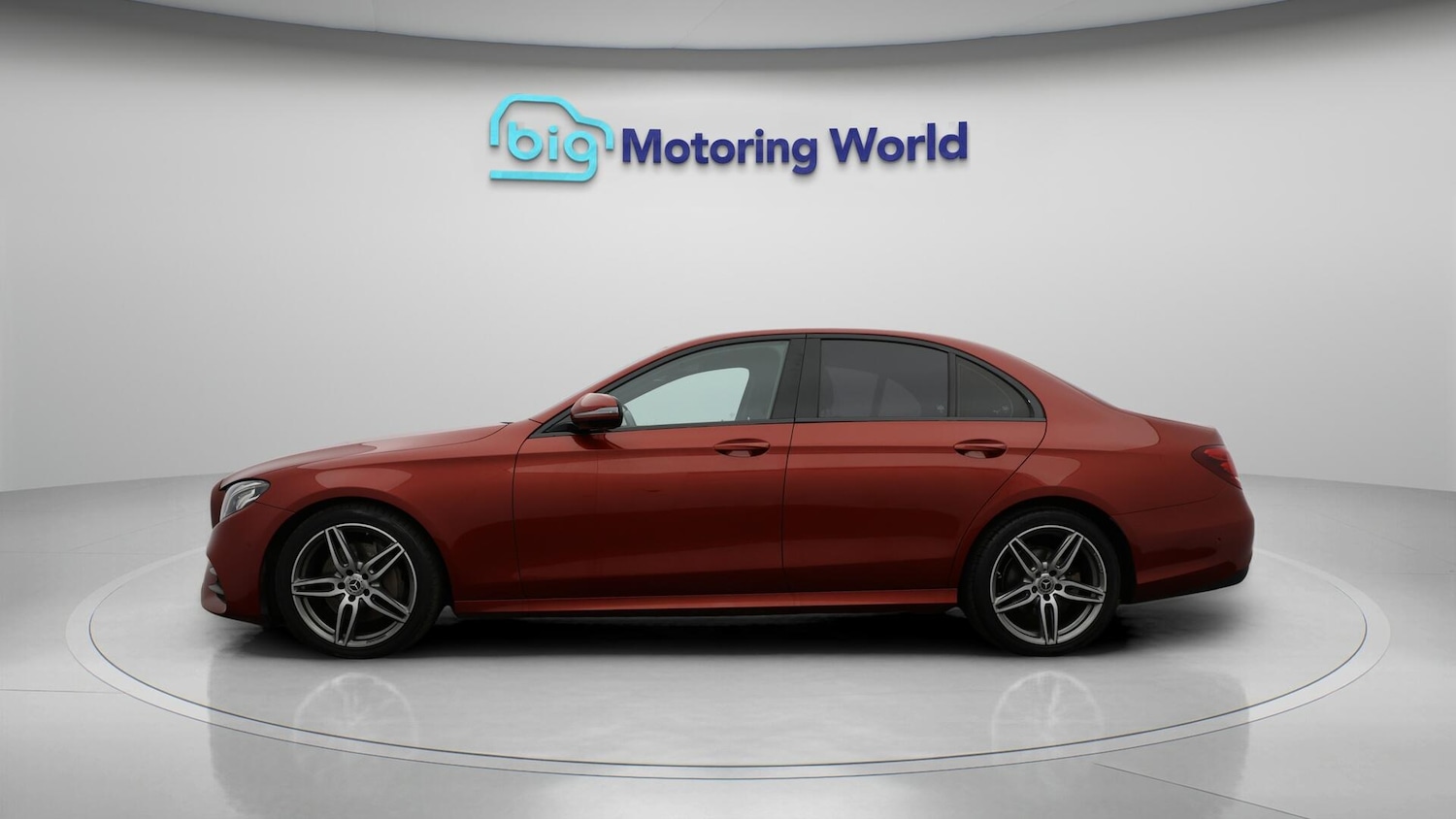 Used Mercedes-Benz E Class 2017 for sale - 76359930: Photo 5
