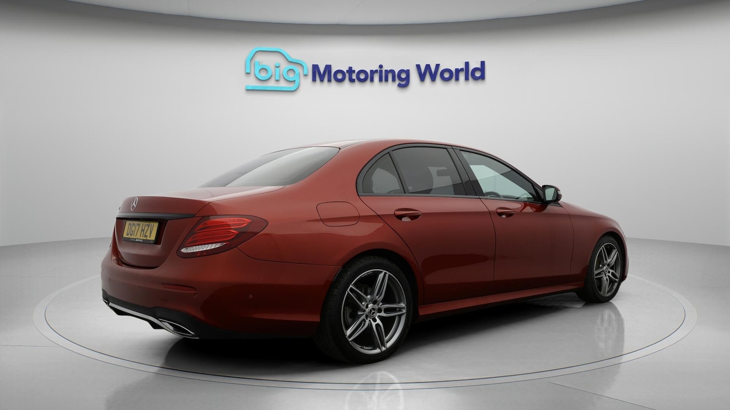 Used Mercedes-Benz E Class 2017 for sale - 76359930: Photo 8