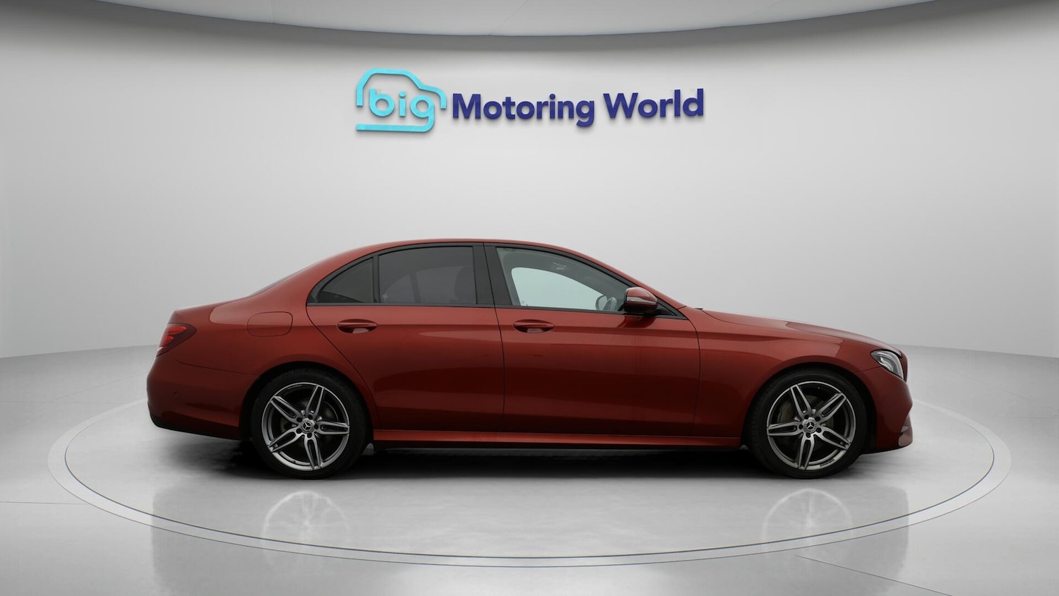 Used Mercedes-Benz E Class 2017 for sale - 76359930: Photo 9