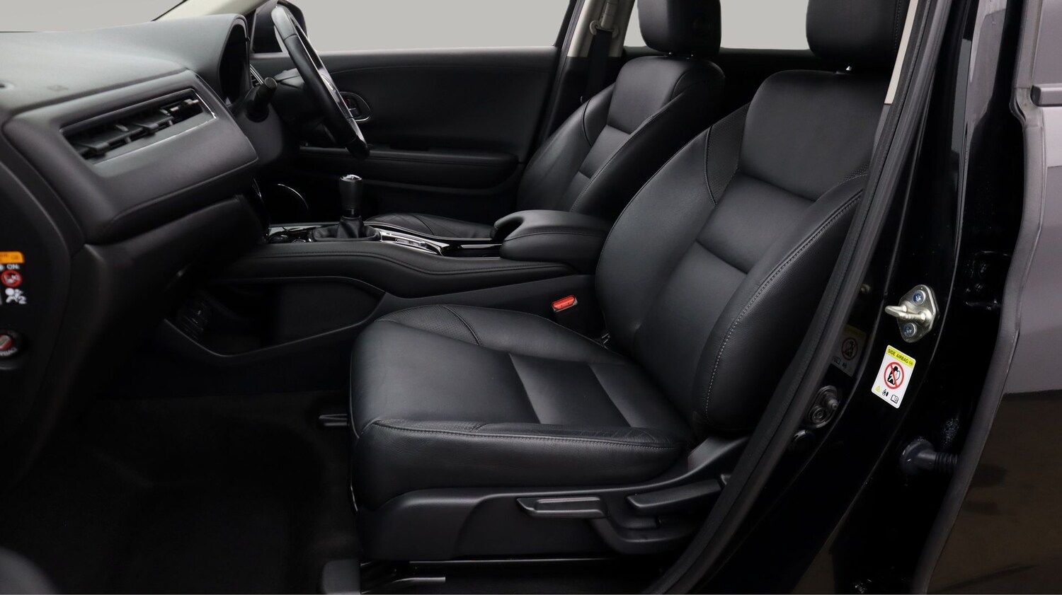 Used Honda HR-V 2018 for sale - 78020604: Photo 14