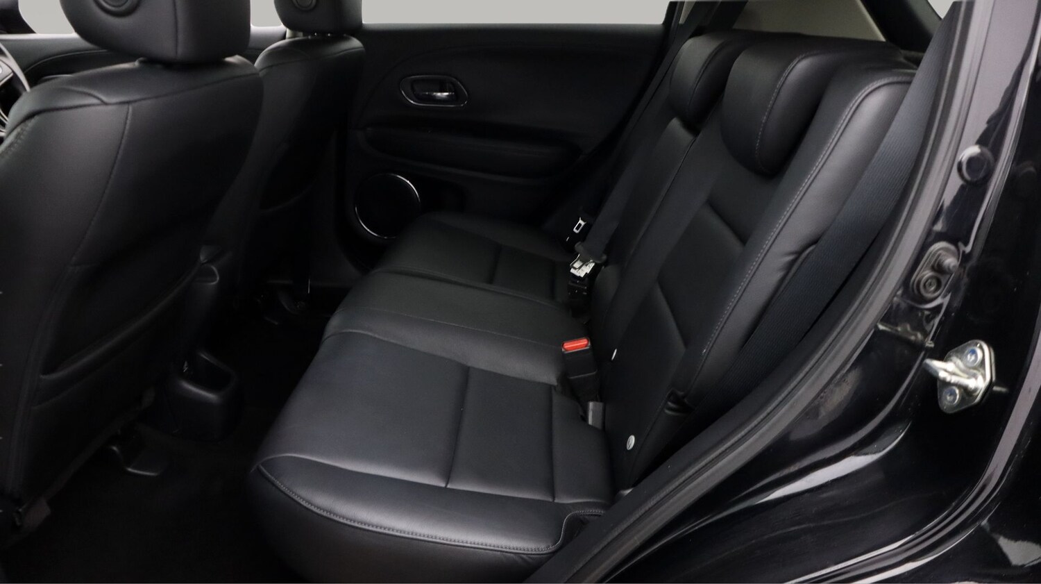 Used Honda HR-V 2018 for sale - 78020604: Photo 16