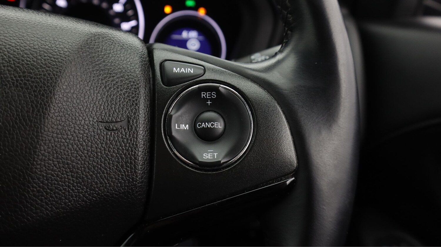 Used Honda HR-V 2018 for sale - 78020604: Photo 23