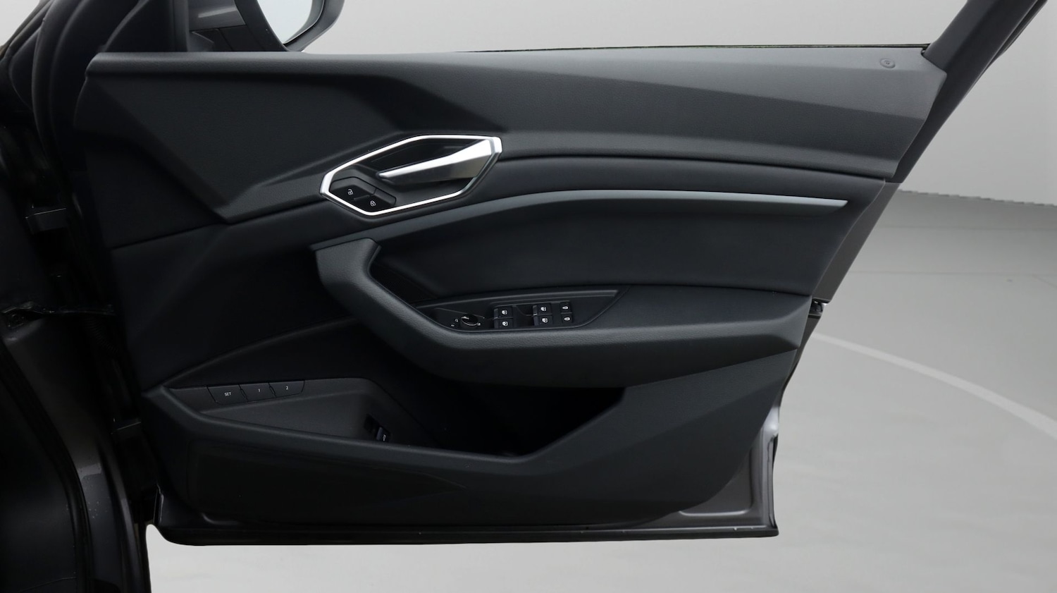 Used Audi e-tron 2021 for sale - 77345752: Photo 15