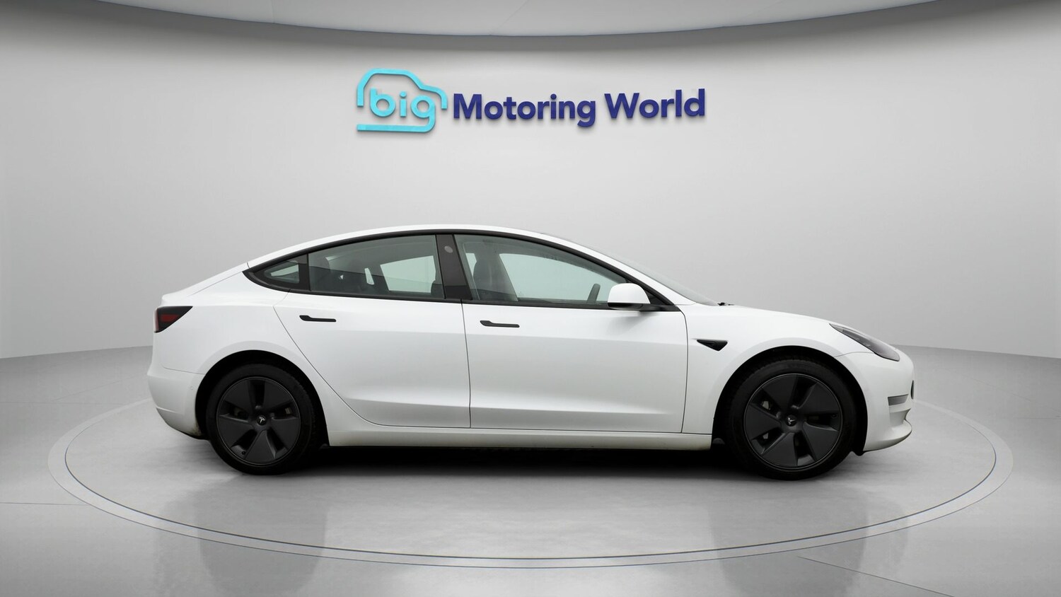 Used Tesla Model 3 2021 for sale - 77196592: Photo 8