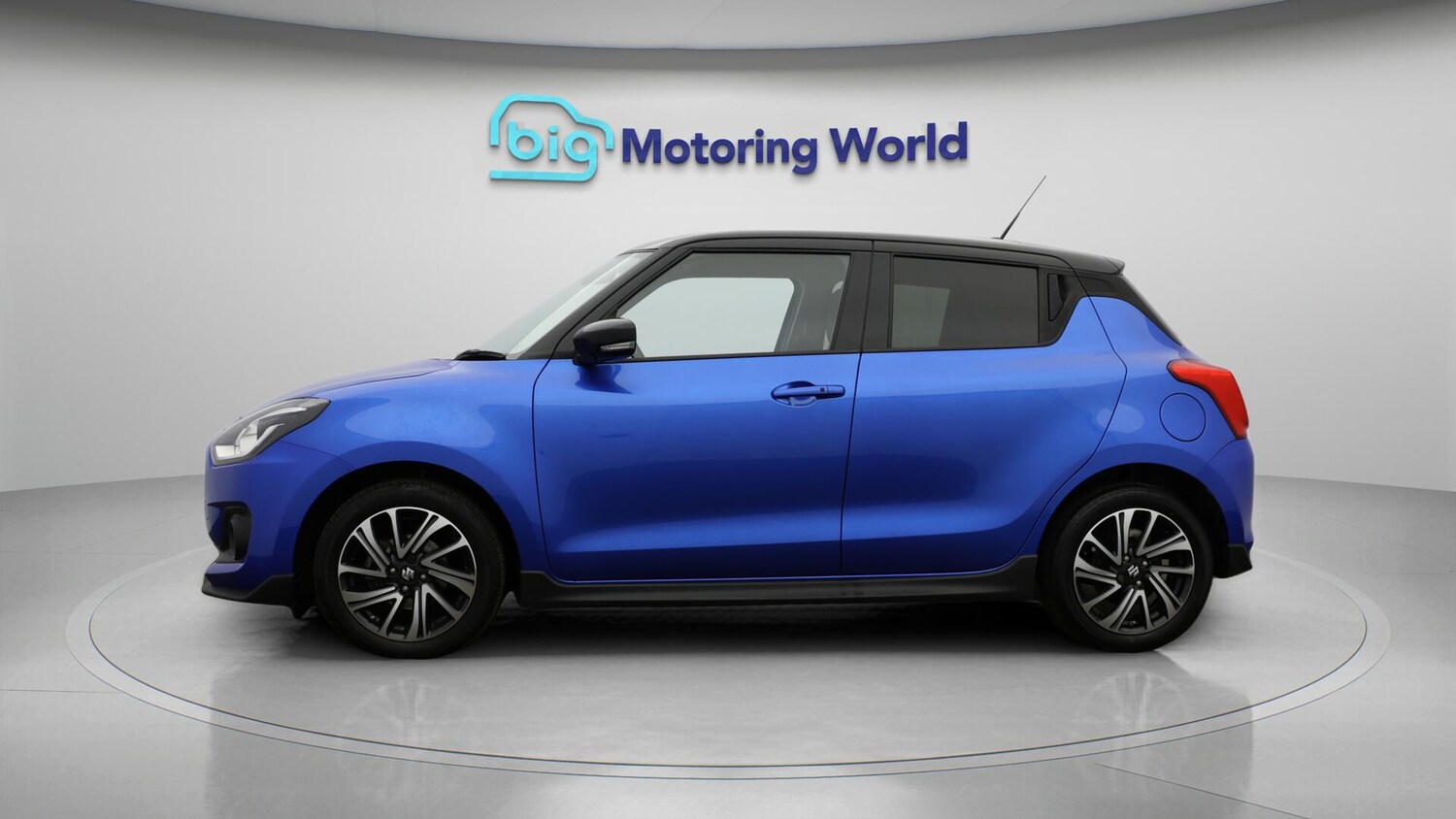 Used Suzuki Swift 2023 for sale - 76167235: Photo 5