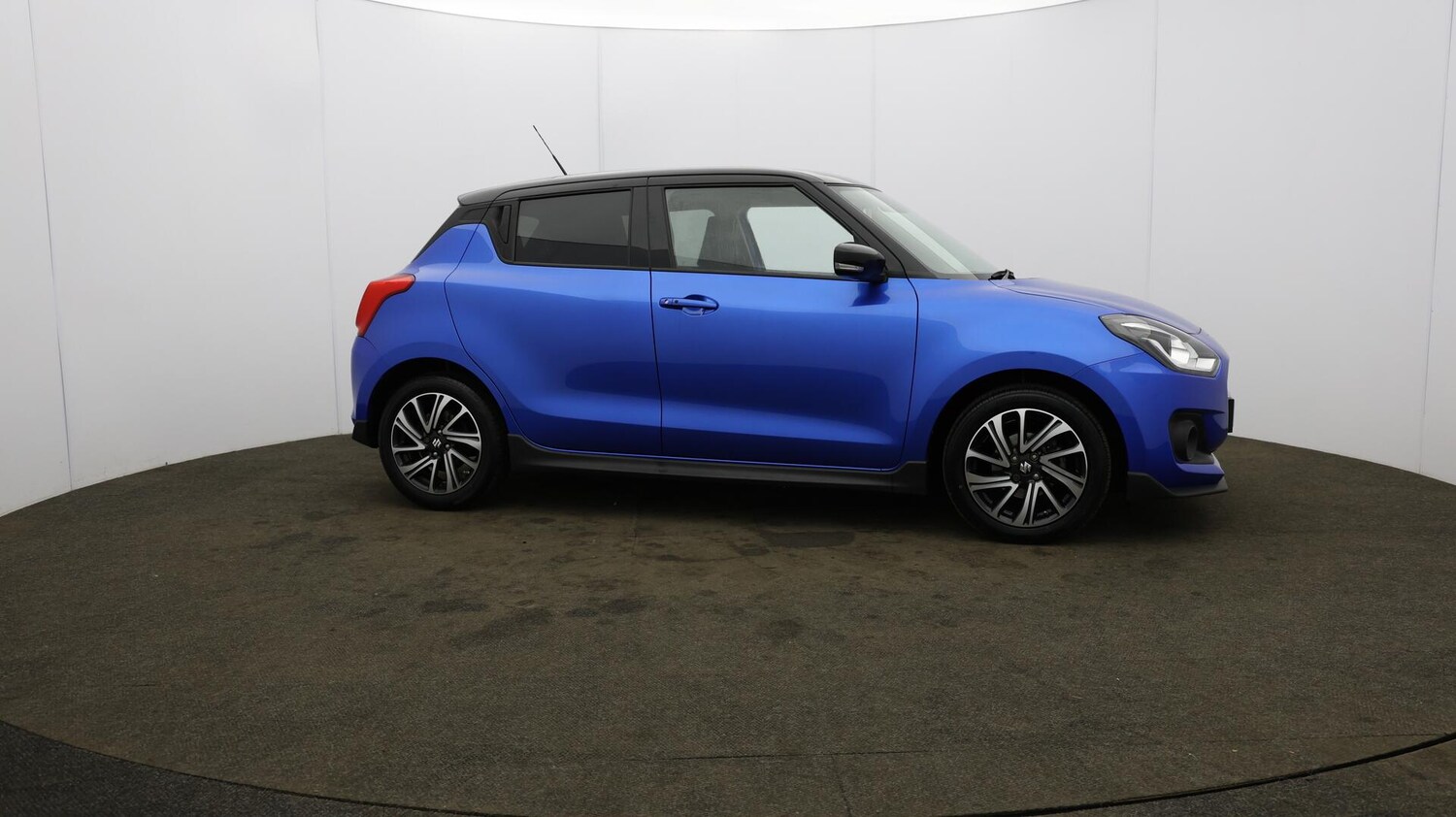 Used Suzuki Swift 2023 for sale - 76167235: Photo 53