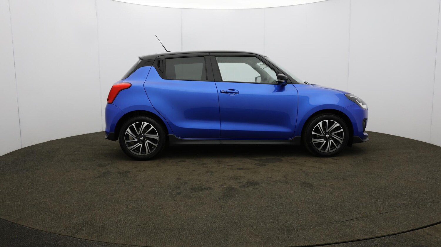 Used Suzuki Swift 2023 for sale - 76167235: Photo 55