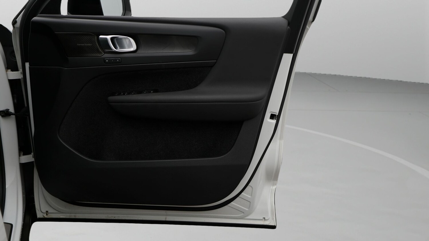 Used Volvo C40 2022 for sale - 77416851: Photo 15