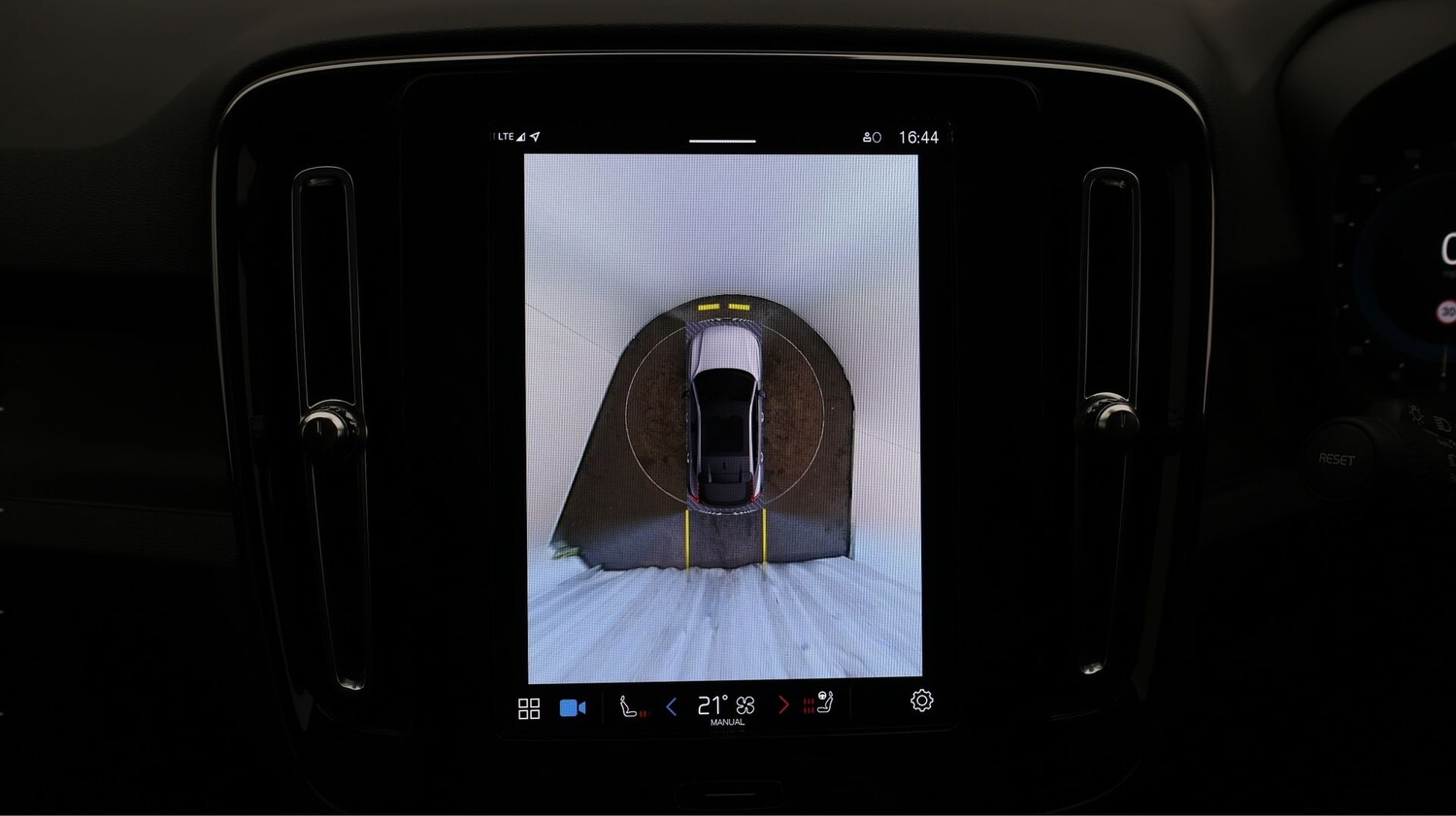 Used Volvo C40 2022 for sale - 77416851: Photo 25