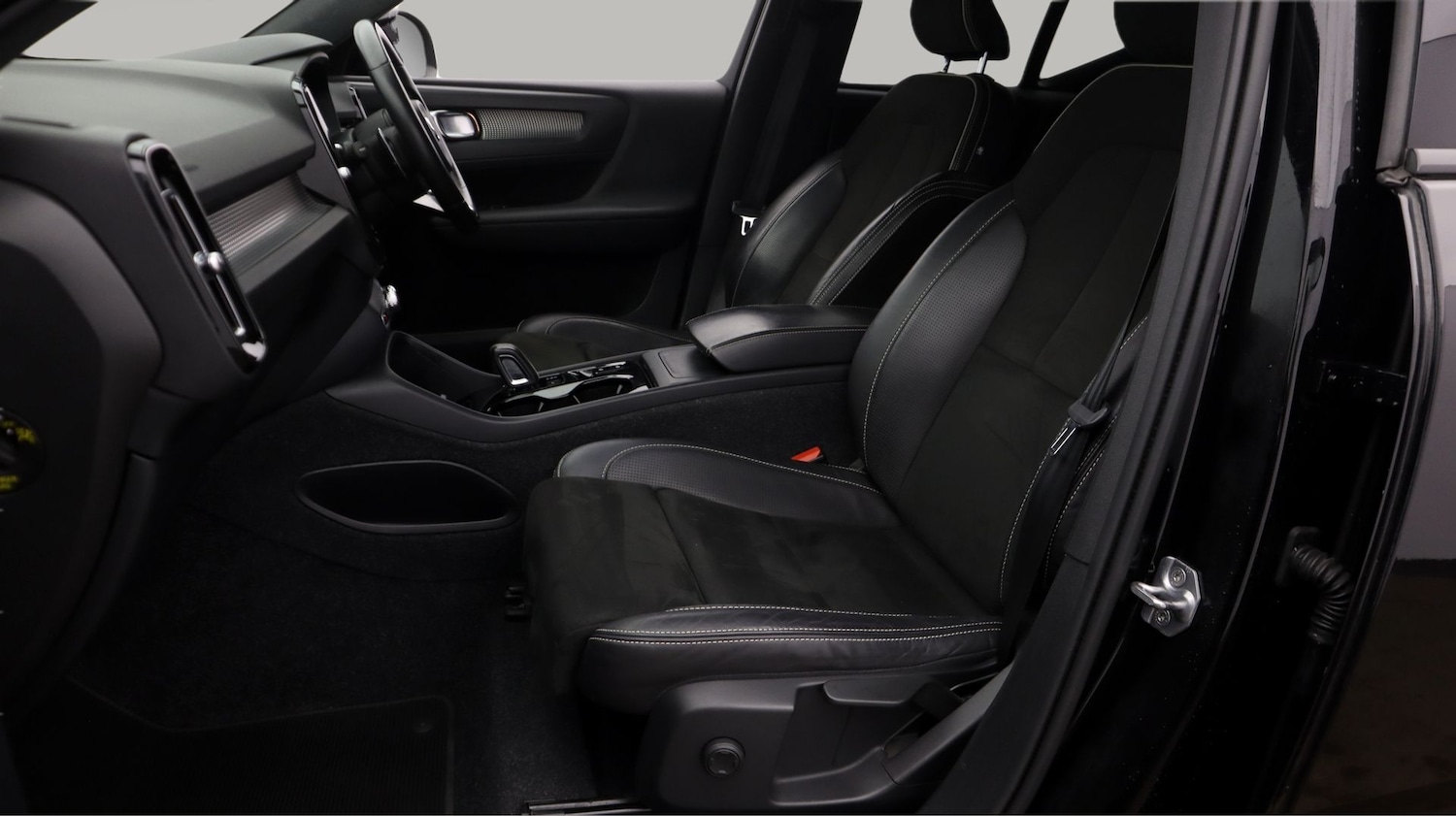 Used Volvo XC40 2020 for sale - 77609786: Photo 14