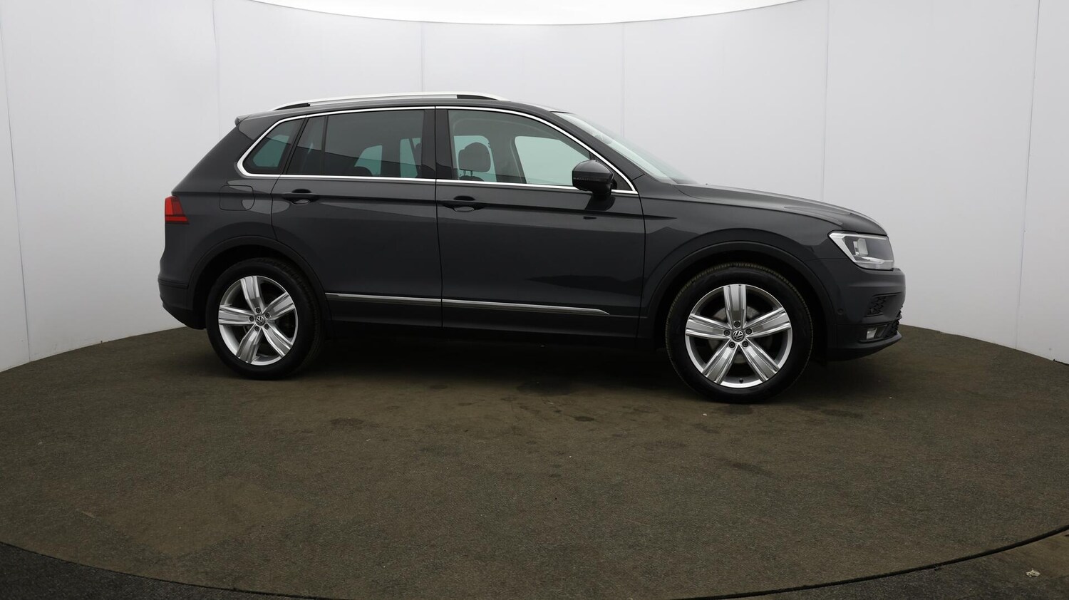 Used Volkswagen Tiguan 2020 for sale - 75977486: Photo 54