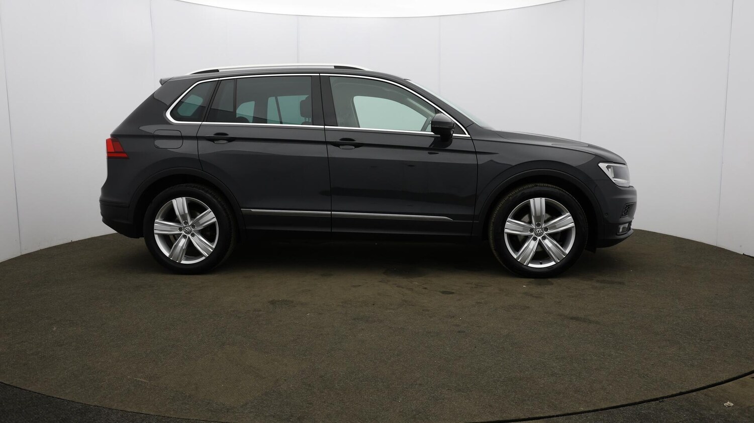 Used Volkswagen Tiguan 2020 for sale - 75977486: Photo 55
